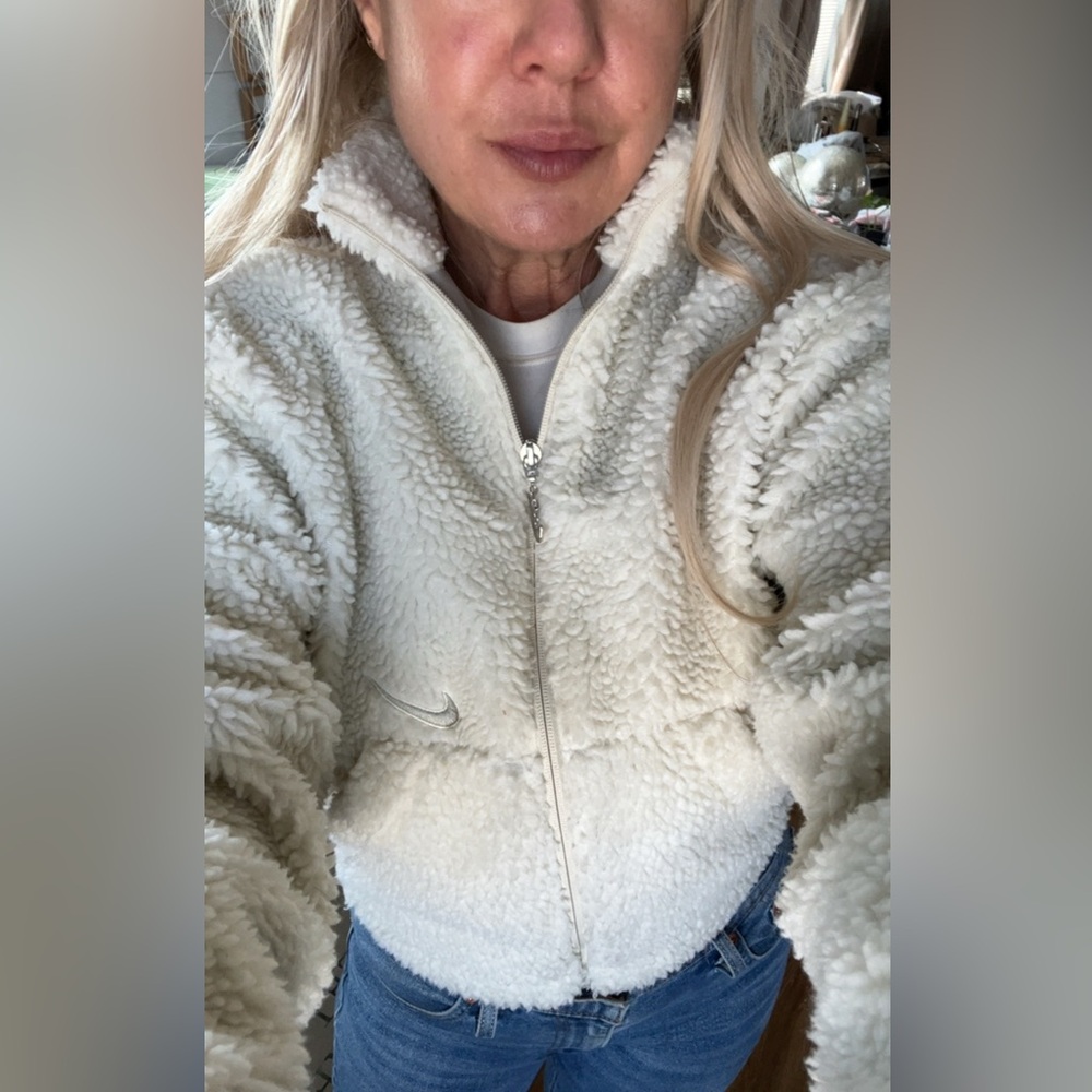 NIKE SWOOSH crop Women's Ivory Sherpa Jacket szS
